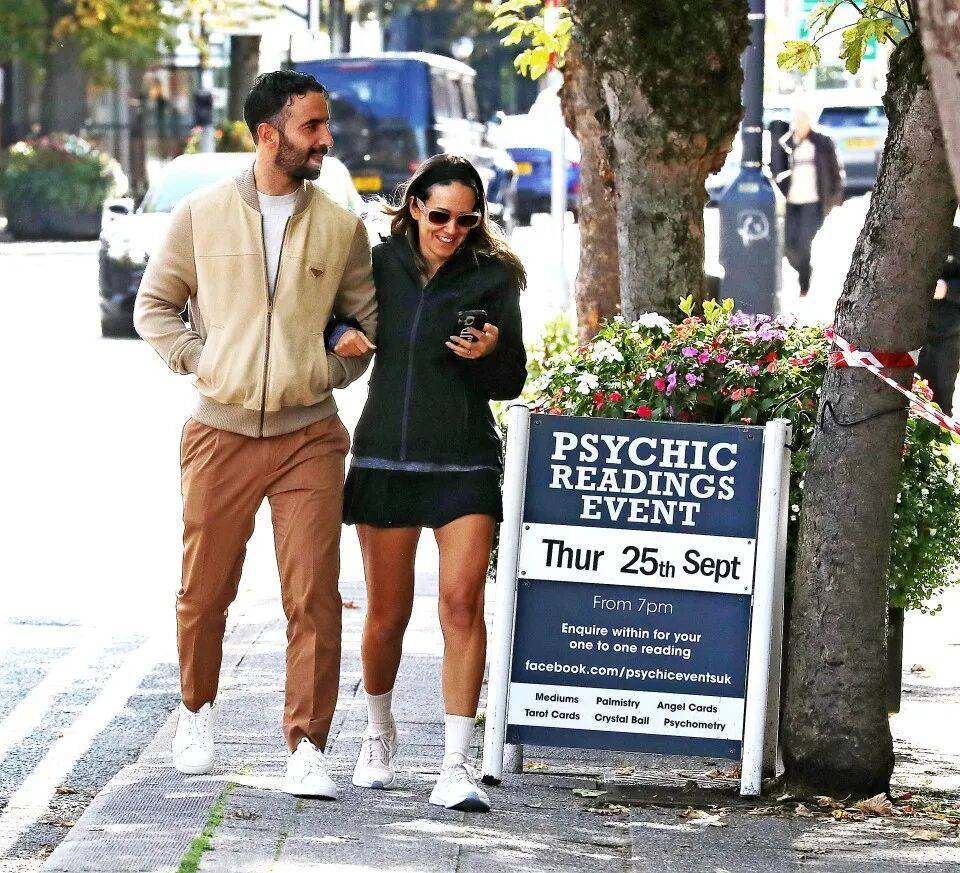 阿莫林强调不辞职，曝对卡塞米罗染红愤怒！曼联球员仍支持他执教